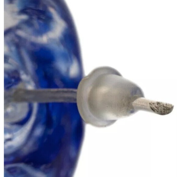 Maryam Nassir Zadeh ”Ice Cube” Glass White/Clear Stud Earrings - Picture 7 of 7